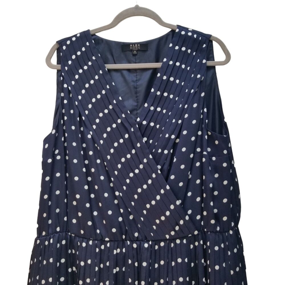 Alex Marie NWOT Navy Blue White POLKA DOT DRESS Sleeveless PLEATED Sz 1X $129 - Picture 3 of 12
